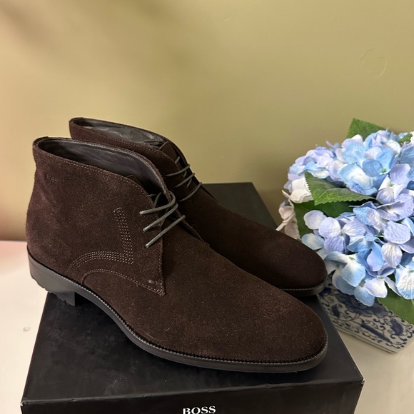 Hugo Boss Men\'s Lace Up Chukka Boots size 9 main image 4
